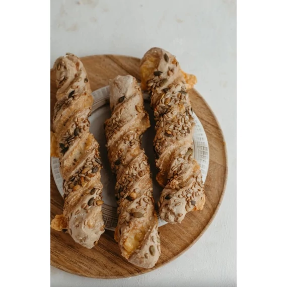 Szafi Bakery Sajtos twister /háztartási/ (4x140g) 560g